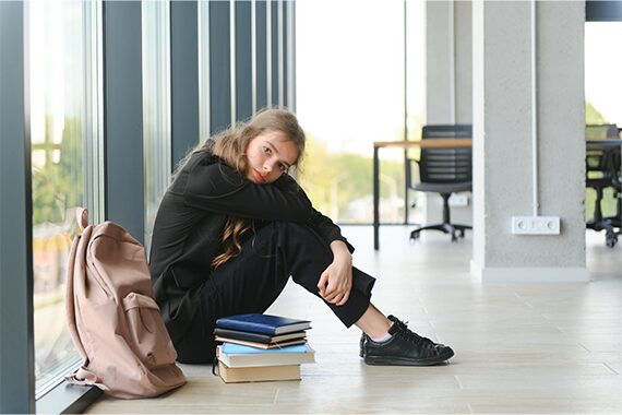 Over 40 percent of Czech students do not feel happy in the long term. They are worse off than Germans, Spaniards, and Romanians.